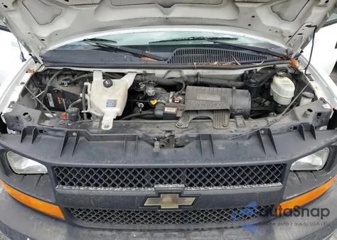 2014 Chevrolet Express G2500 z USA, uszkodzony, nr VIN 1GCWGFCB2E1132409